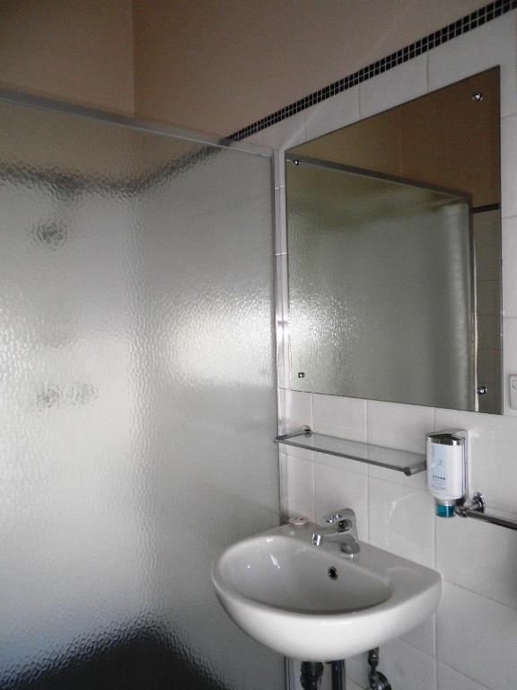Princes Lodge Motel Adelaide Room photo